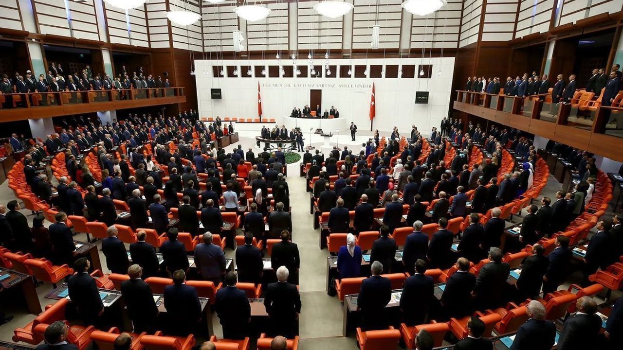 Doğum İzni Ve Çocuk Güvenliğinde Yeni Dönem Meclisten Geçti