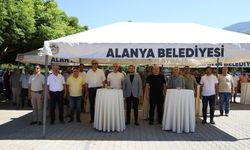 Alanya Belediyesi 168 Arı Kovanını Üreticilere Dağıttı
