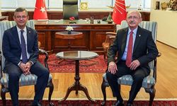Mustafa Adıgüzel'den Özgür Özel Yönetimine Sert Eleştiri