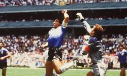Meksika'daki Bir Mağazadan Futbol Tarihine: Maradona'nın Efsane Formasının Hikâyesi