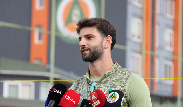 Alanyaspor'un mSavunmacısı Ümit Akdağ'dan Açıklama: ''Bizde Kolay Yenilen Bir Takım Değiliz''