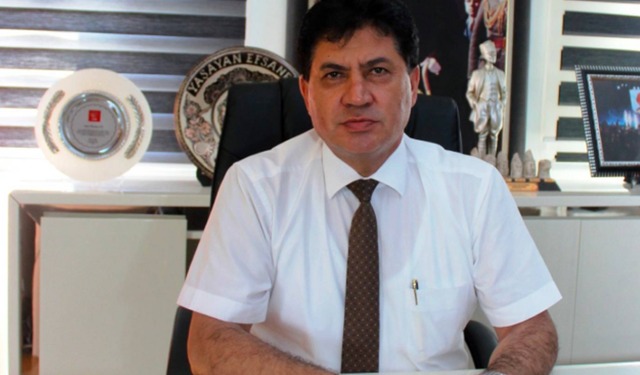 Kemer'de Eski Belediye Başkanı 'Dolandırıcılık' Suçuyla Gözaltına Alındı