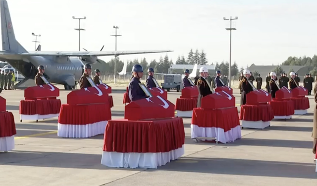 Türkiye 20 Şehidimize Ağlıyor