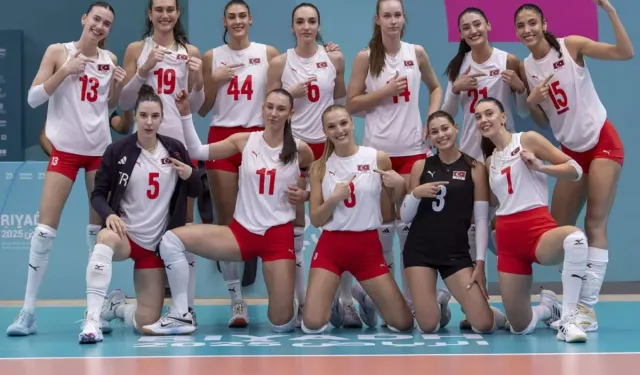 A Milli Kadın Voleybol Takımı’ndan Üst Üste İkinci Şampiyonluk
