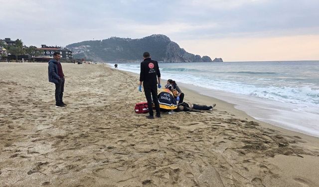 SON DAKİKA: Sabah Saatlerinde Alanya Sahilinde Acı Manzara