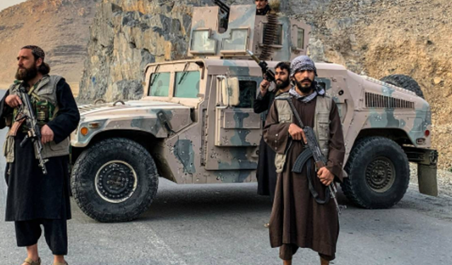 Afganistan ve Pakistan'dan Bayram Arası: Savaşa Geçici Barış
