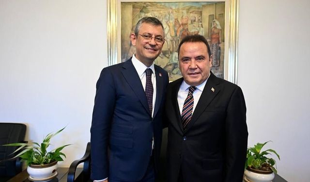 Özgür Özel'den 'Böcek' Çıkışı: 'İftiracı Ol Diye Şantaj Yapıyorlar'