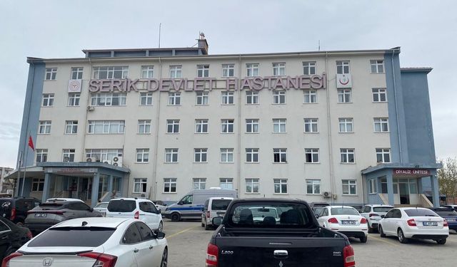 Serik'te Sağlık Çalışanlarına Saldırı: 3 Kişi Gözaltına Alındı
