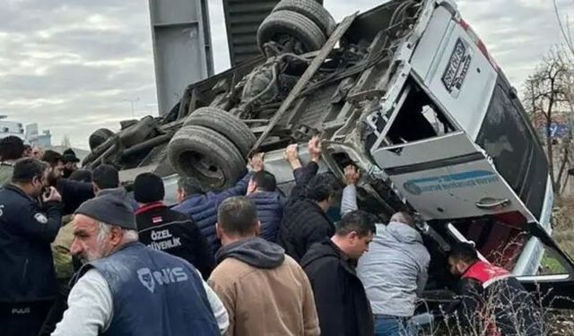 Ankara-İstanbul Yolunda Feci Kaza: 4 Ölü, 13 Yaralı