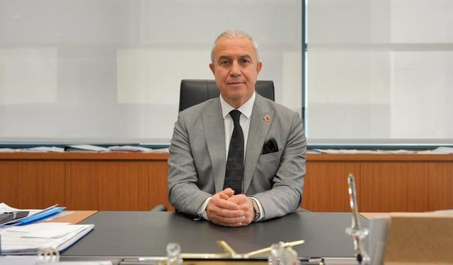 Başkan Özçelik'ten 1 Mayıs Emek ve Dayanışma Günü Mesajı