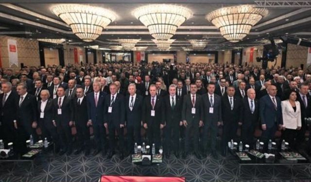 Alanya Belediye Başkanı Özçelik TBB Encümenine Seçildi