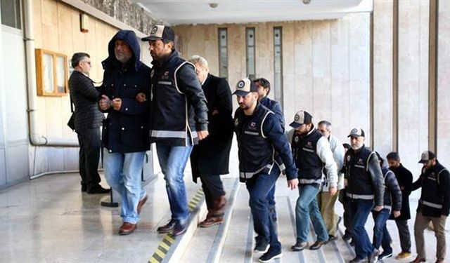 Antalya Dahil 17 İlde FETÖ Operasyonu: 23 Gözaltı