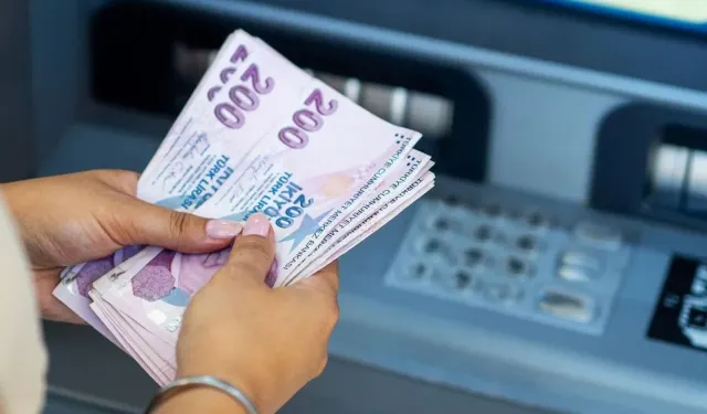 ATM'lerde 100 TL Dönemi Bitiyor mu? Yeni Banknot Tartışması Alevlendi