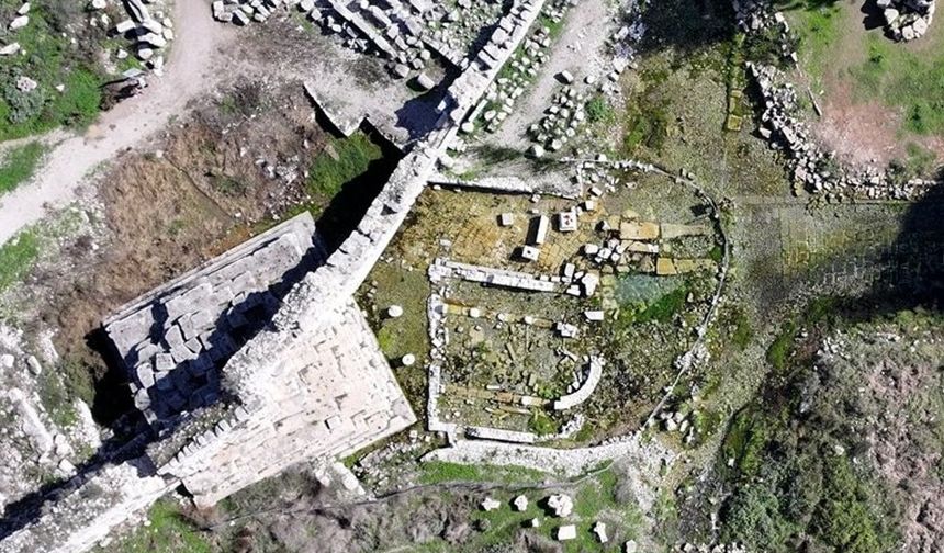Limyra’da 43 Yıllık Sır Çözüldü: Zeus Tapınağı Sonunda Bulundu