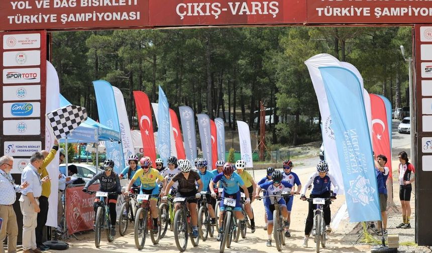 Alanya'da Ünilig Bisiklet Şampiyonası Sona Erdi