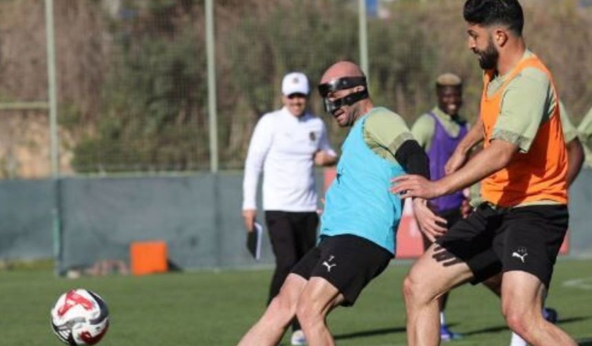 Alanyaspor'dan Taraftara Çağrı: '12. Gücümüz Olarak Yanımızda Olun'