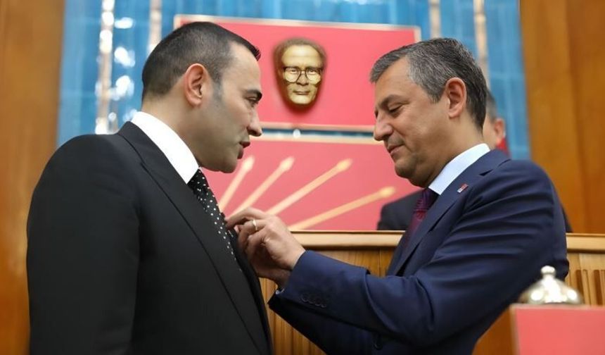 Özgür Özel'in İstifa Açıklaması Sonrası Gözler Antalya Vekillerinde