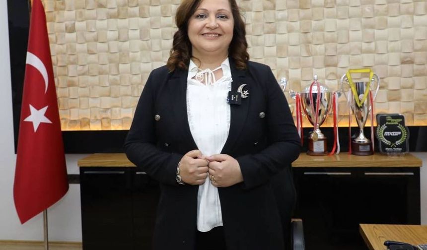 Burcu Köksal CHP'den İstifa Edip AK Parti'ye Katılacağını Açıkladı