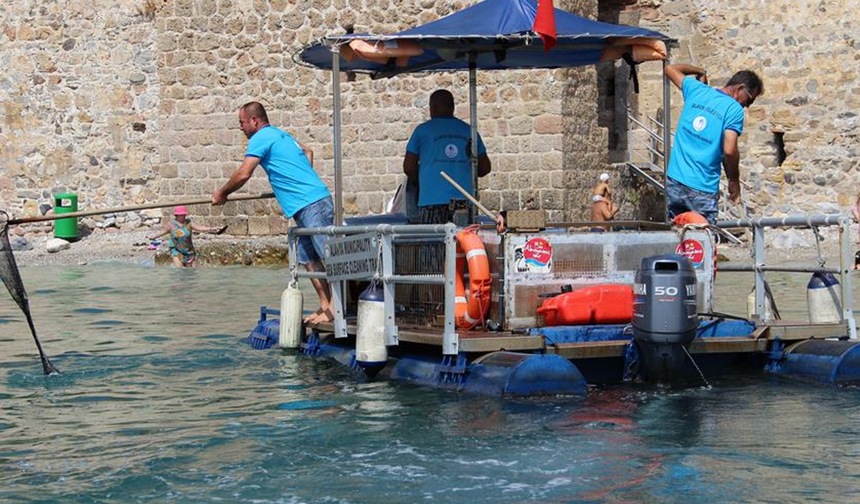 Alanya'da Deniz Kirliliği Alarmı: Wasteddin Yeniden Göreve Başladı