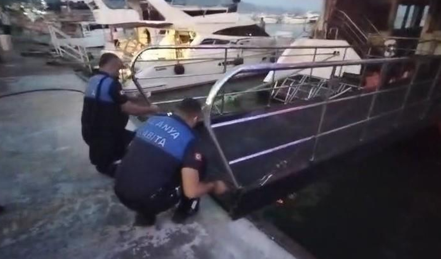 Alanya'da Kuralsızlığa Geçit Yok: Olaya Karışan İki Tur Teknesi Mühürlendi