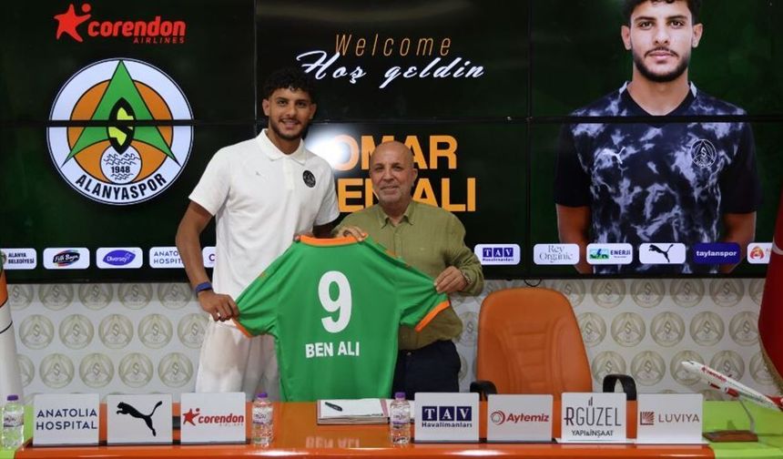 Corendon Alanyaspor, Tunuslu Forvet Omar Ben Ali'yi Transfer Etti