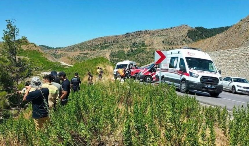 Manavgat'ta Feci Kaza: Uçuruma Yuvarlanan Otomobilde 5 Kişi Hayatını Kaybetti