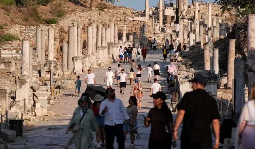 Yerli Turistin İlk Çeyrekte En Büyük Harcaması Aile Ziyaretlerine Oldu