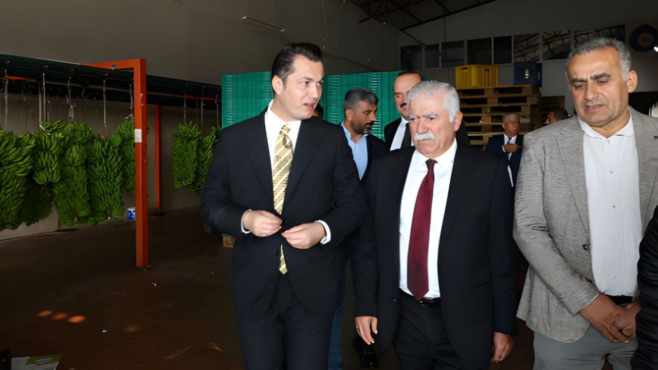 Kaymakam Öztürk Payallar Hali'nde Esnaf İle Buluştu